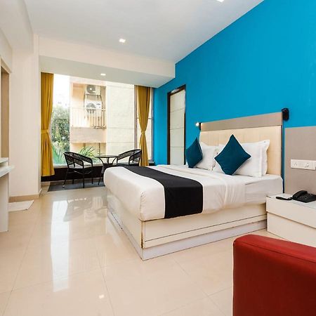 Hotel Aura - Near Malad Link Road Gorai Luaran gambar