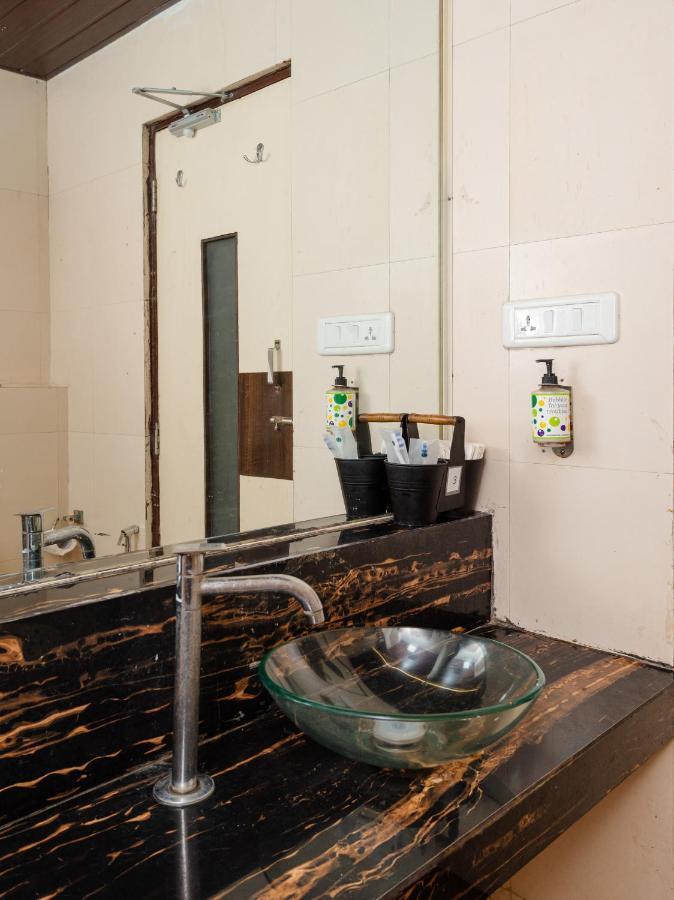 Hotel Aura - Near Malad Link Road Gorai Luaran gambar