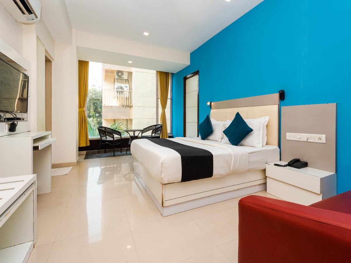 Hotel Aura - Near Malad Link Road Gorai Luaran gambar