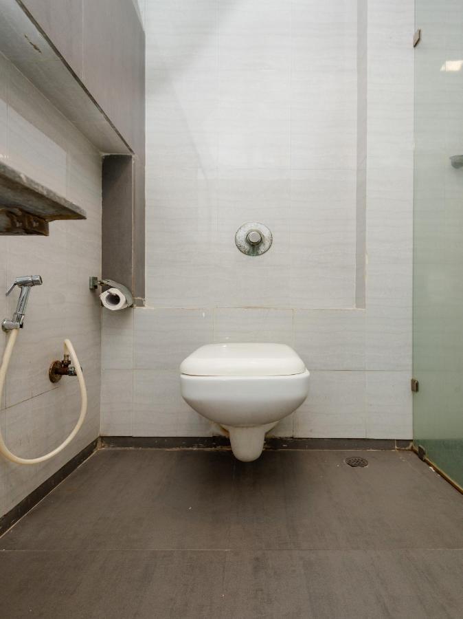 Hotel Aura - Near Malad Link Road Gorai Luaran gambar